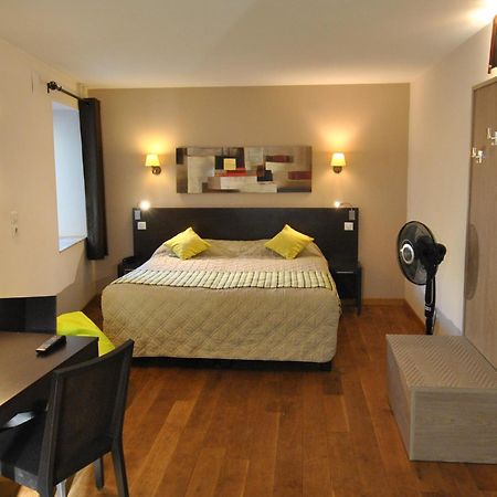 Logis Hostellerie Du Perigord Vert Brantôme Esterno foto